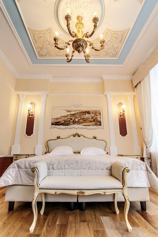 Art Hotel Aleksandrovsky Kostroma Ngoại thất bức ảnh