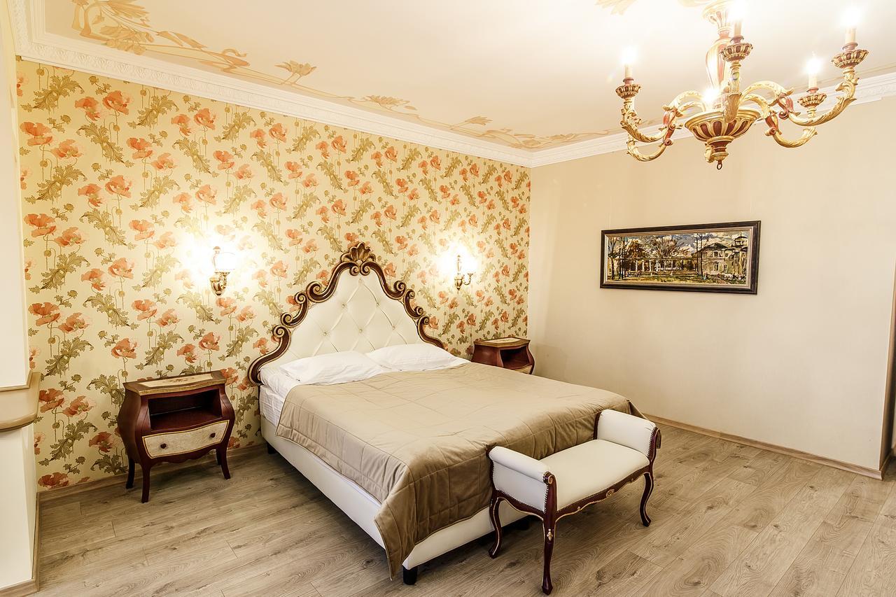 Art Hotel Aleksandrovsky Kostroma Ngoại thất bức ảnh