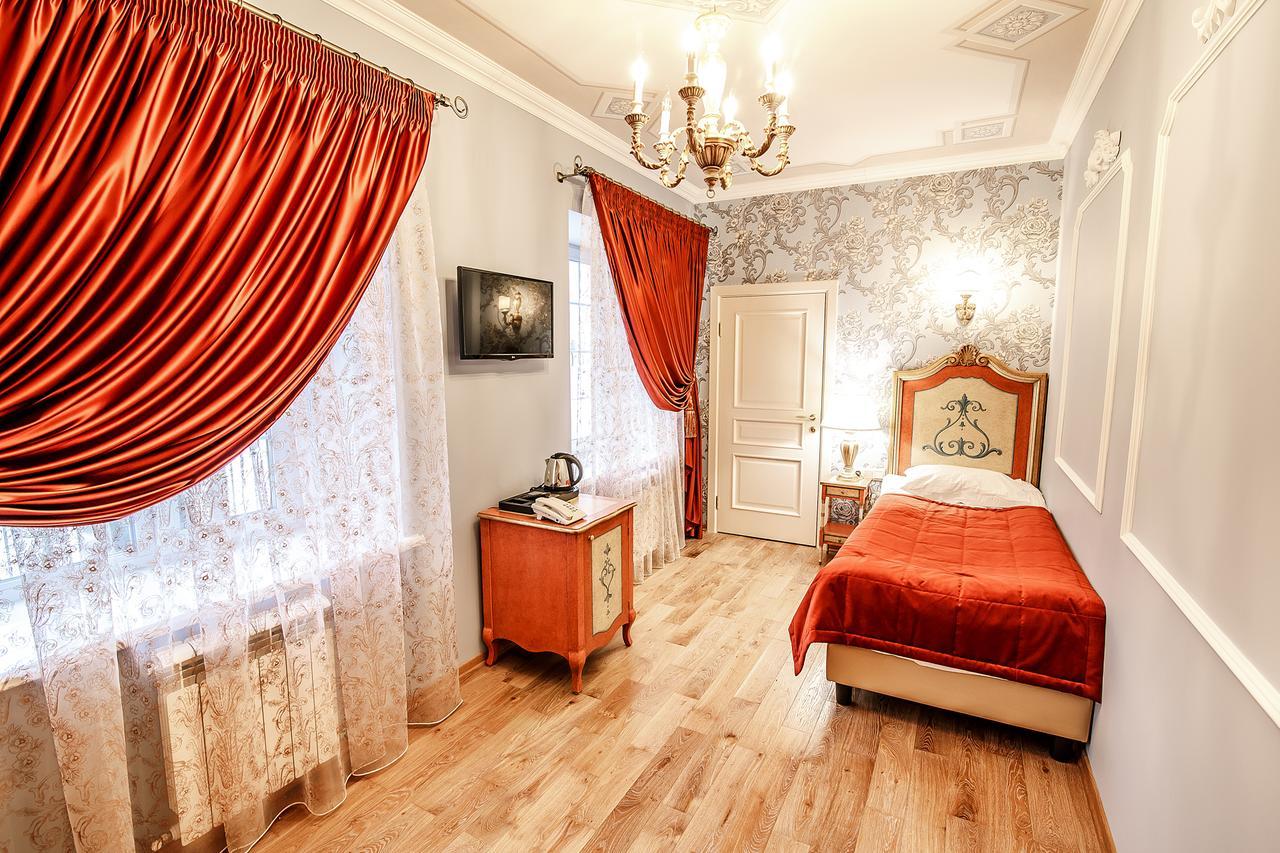 Art Hotel Aleksandrovsky Kostroma Ngoại thất bức ảnh